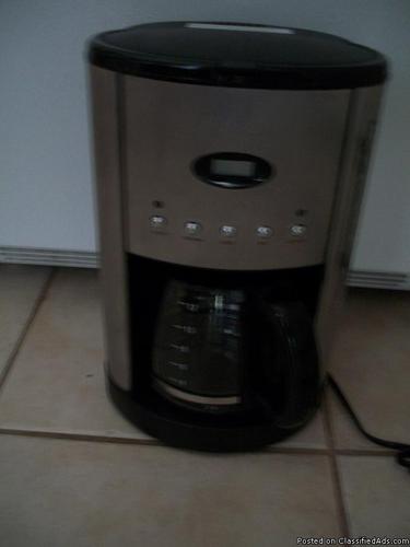 12 Cup Coffeemaker - Price: $10