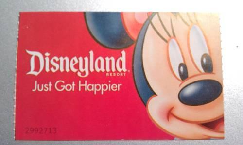 ***1/2 Price Tickets** == Disneyland Hoppers / Sea World / Universal Studio!!! - Price: $55