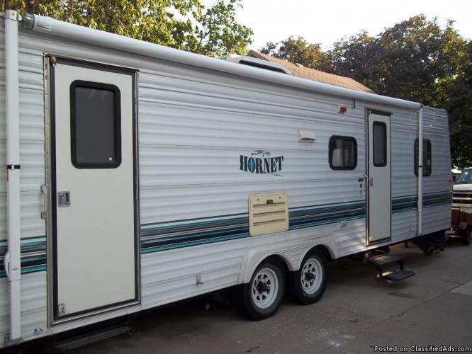 1997 Hornet 27' travel trailer - Price: 6000
