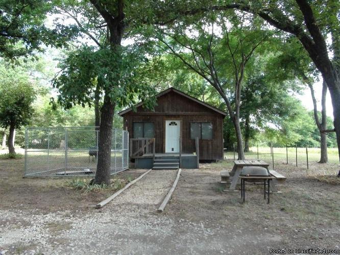 Best of Both Worlds - 4.995 Wooded Acres w/cabin & Near Lake Limestone, TX - Price: 54,900
