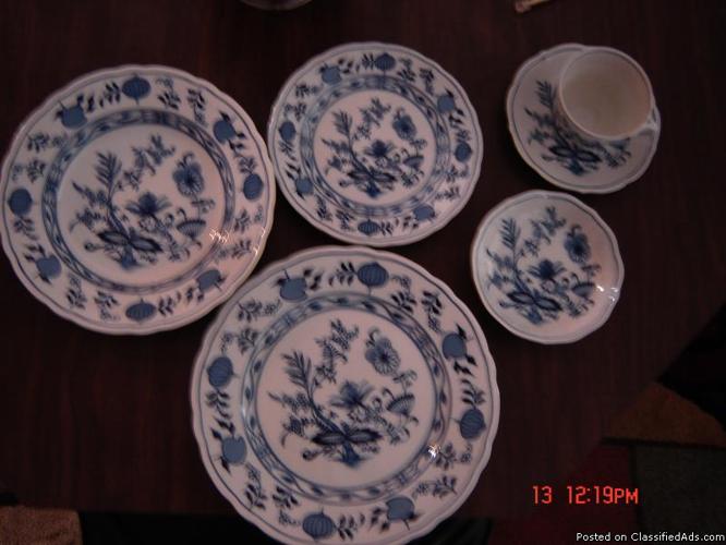 DISHES FROM BAVARIA GERMANY (BLUE ONION 1969) - Price: $600.00