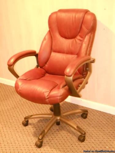 EXECUTIVE OFFICE CHAIR - Price: $75.00