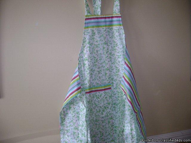HANDMADE REVERSIBLE APRONS FOR ADULT - Price: $15.00