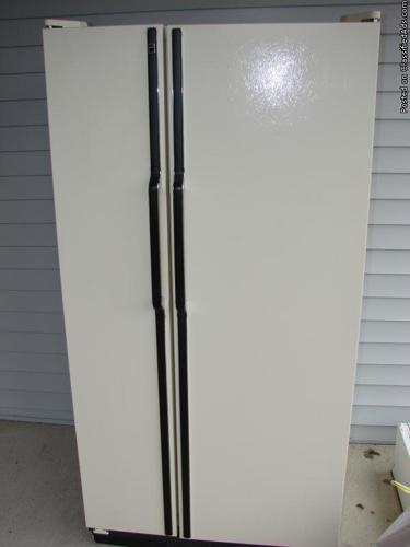 Kenmore Refrigerator - Price: 100.00