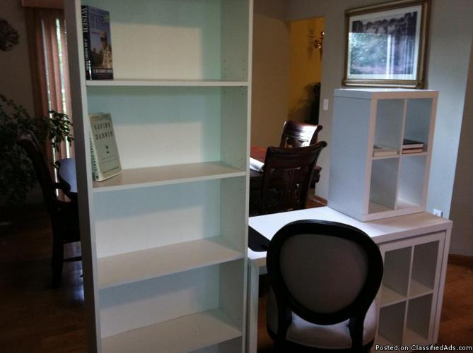 MODULAR STORAGE DESK WITH TWO CUBES - Price: $75.00
