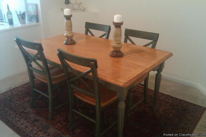 Pier 1 dining table & chairs -- like new! - Price: 275