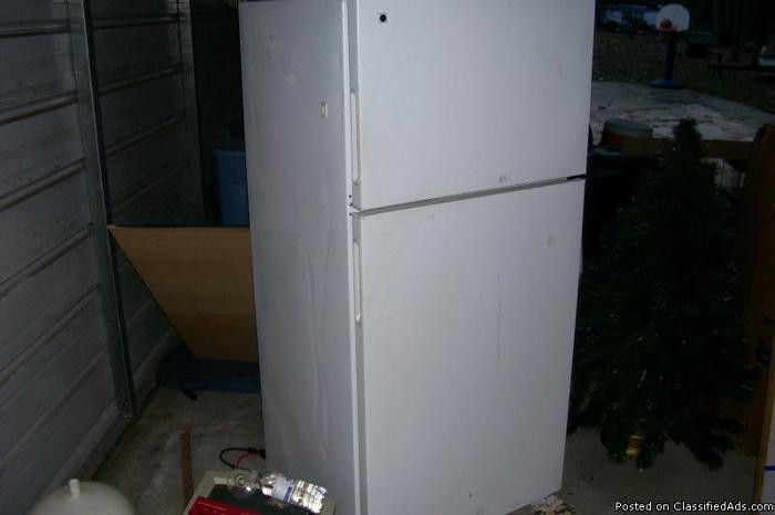 Refrigerator - Price: 75.00