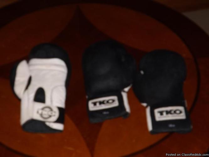 tko boxing gloves - Price: $15.00