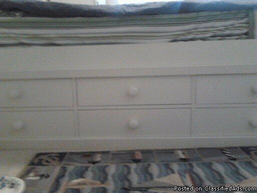 Twin bed w/ built in drawers, nightstand, and quilt set. - Price: $1150