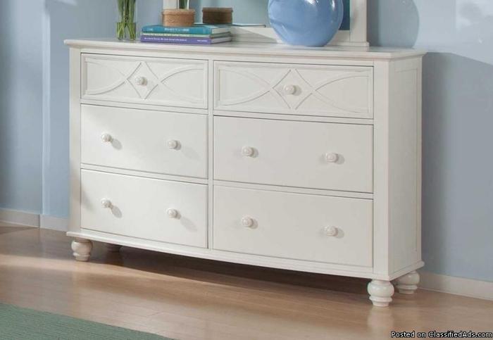 White Sanibel Dresser with 6 Drawers - Price: 400.00