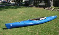 Old Town 14' kayak&nbsp;- Beautiful shape- only used in a pond - great beginners kayak