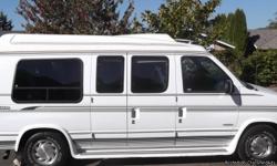 I AM SELLING A 1994 FORD ECONOLINE F150 V8 FULLY LOADED. THIS VEHICLE HAS LEATHER SEAT, POWER WINDOWS,POWER SEATS, CRUISE CONTROL, HEATER, AIR CONDITIONER, TOWING PACKAGE,TRACK LIGHTING, T.V AND VCR. THIS A VERY NICE VAN AND A COMFORTABLE RIDE AROUND TOWN