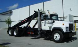 WWW.APEXEQUIPMENT.COM
Stock # 17173
1994 Mack RD690S Roll Off Truck
Mack EM7-300 Engine
300 HP
Engine Brake
Maxitorque T-2070 Transmission
7 Speed Extended Range
Ratio: 5.88
Tandem Axle
Front Capacity: 18,000lbs
Rear Capacity: 44,000lbs
Front Tires: