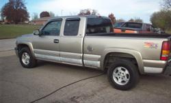 2000 Chevy Silverado Z71 4x4 3rd Door
5.3 V8 Automatic
Cd player w/ remote
A/C
Clear coat has come off the hood(see picture)
Reese hitch
Goose neck
Rhino liner
Power windows, power doors and power seats
270k miles
Call 270-360-0710