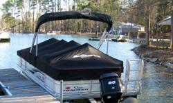21 Ft. Tracker Fishin' Barge - Signature Series pontoon with 90hp Mercury Optimax 2006 outboard motor and 2006 Trailstar trailer. &nbsp;All are in exceptional condition. &nbsp;Motor has just been recently&nbsp;rebuilt completely--motor has less than 1