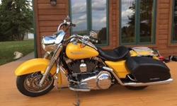 2007 Road King Custom. 13,400 adult driven miles. 1 owner.
Crome Controls
Kurakyn grips
Highway pegs
Mustang seat with matching passenger seat with sissy bar
Quick change luggage rack
New Rear tire
Serviced with synthetic fluids
Ready to go.
Call