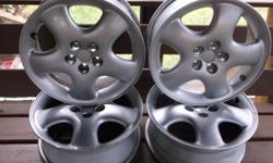 rims have about 30000 miles on them.
in very good cond.