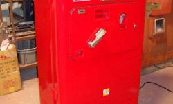 Randy's Antiques and Restoration
Antique Soda Machine and Restoration
I can Restore any Antique Soda Machine, Coke, Pepsi, Dr. Pepper....
All machines are taken apart 100%, sandblasted, epoxy primed, and painted with a show quality paint job.
New wiring,
