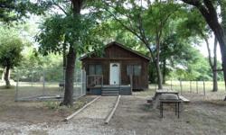 241 LCR 739, Thornton, TX
400 sq. ft. 1 bed, 1 bath cabin built 1995, utility room on back, deck on front, water
well, septic, large trees, two rock driveways, lots of wildlife, nice recreational
property, just one block from Lake Limestone, public boat