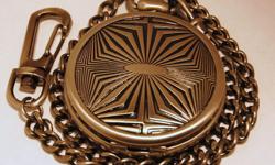 THIS IS A BRAND NEW, UNUSED, UNWORN BRONZ-TONE ANTIQUE MOTIF ETCHED MENS POCKET WATCH. BEAUTIFULLY ENGRAVED. MSPR IS $69................
YOURS HERE FOR $14!+ FREE BATTERY-SHIPPING AVAILABLE.......QUESTIONS CALL 561-558-2700
ITEM IS PART OF A JEWELER STORE