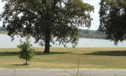 Lot 44, LCR 822, Groesbeck, Texas
This beautiful off-water lot is 0.746 of an acre.&nbsp; Here is a great place to build your dream home on the hill to enjoy the unobstructed amazing view of the lake.&nbsp; Electricity available at the road, plus shared