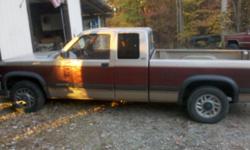 1991, 318 ,V8 engine,Automatic trans,A/c,Good heater,electric windows,locks.has a few issues.but very dependable,I drive this truck every day,MUST SALE found a boat.LOLProblems are drivers window has a little issue,rust on top of cab??? Has 178,000
