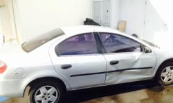 Dodge Neon 2005 runs good no mechanical prblems A/C works Clean Title for more information call 213-841-4332 ask for Irving