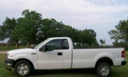 Extended cab, longbed, cruise, tillt, 77,000 miles, white with grey interior