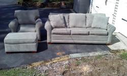 3 year old excellent condition Fresno olive green microfiber queen size sleeper sofa with matching chair and ottoman. $699.00 cash or b/o. Purchased at Raymour & Flanigan for >$1,700.00. Serious inquiries only. Must pick up in Long Hill Twp., NJ.