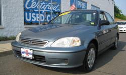 Used Honda Civic Queens is a great choice if you're looking at 1999 Honda Civic Queens used cars. Other used Honda Queens cars can be test driven from our Queens Honda location. Huntington Honda is a proud Queens Honda dealer.
Used Honda Civic Queens is