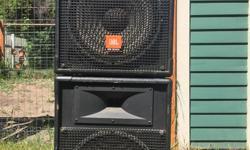 Pair of JBL MR925 speakers (15" LF, 1" HF driver). Stands and connection cables included. $300 for the pair.
