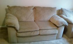 This is a set as well . We are not in need of this much furniture.
Text me if interested 832-450-6055
Texting me is very important as I am available on my cell all day and will quickly respond to your interest in this item thanks.