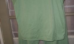 LADIES GREEN PAJAMAS&nbsp;&nbsp; GILLIGAN & O'MALLEY EXCELLENT CONDITION, LIKE NEW TOP- SMALL, BOTTOMS, MEDIUM&nbsp; 100% POLYESTER. CALL 4789721555. ASK FOR LOUISE. CAN MEET NEAR GEICO INS. CO. EXIT. THANKS, WEEZERB3@COX.NET