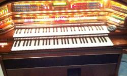 lowery majesty deluxe organ&nbsp;complete auto play , genre select, tempo speed,graphic mixer,micro phoneand recording capabilities. I have consulted a certified lowery distributor who gave me a retail price of $5,000.00 . I am selling for $2,800.00 Like