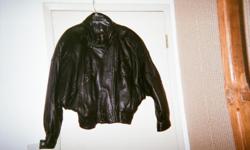 mens black leather jacket by J. Walden size 40
This Jacket was worn only a few times. It is in great conditon and looks brand new. All soft leather with an inside liner. It is short to the waist.
Style: Motorcycle/Bomber
$59.95 (less than on ebay) (310)