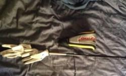 Nike dymo2 driver golf club with head cover and lg white nike men's golf gloves