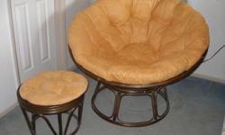 3 matching Papasan chairs with 2 matching foot stools from Pier 1 Yellow Gold color.
Great condition asking $150.00 for all