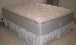 Bassett Beds ?Vancroft ? The Dreammaker Euro-Pillow Top? Queen Size Mattress with Split Box Spring
Dimensions: 15? inches thick, 60? inches wide 80? long.
With Split Box Spring: 5.5 inches Ht, 29 inches wide, 70 inches long.
REDUCED. $400 - Excellent