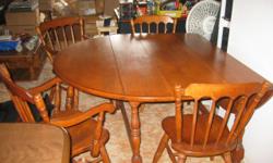 TABLE AND CHAIRS IN GOOD CONDITION. 2 CAPTAIN CHAIRS AND 4 STRAIGHT BACK.
DIMENTIONS ARE: 54" X 35" WITH BOTH LEAF'S DOWN