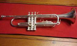 Silver Yamaha Trumpet YTR2320S with case in very good condition.&nbsp; Contact -- or --