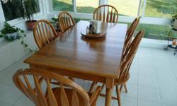 66"x36" table with 18"insert leaf. 2 sturdy armed chairs and 4 sturdy standard chairs. In excellent condition and well cared for. Matching Lazy Susan included. Must see to appreciate the quality and well built features.
Reduced to sell, good quality.