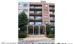 What a wonderful unit, a must see. Unit with hardwood floor. 2 br 1 ba located at the first floor. Perfect location, close to shopping, entertainment, school. Close to 395, Landmark Mall, DC, Alexandria Old Town, Water Front. Bus stops are within a