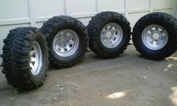 TSL SUPER SWAMPER'S 31 x15 - inch Rims. Wheel's 15" w 5 1/2" Lug Pattern. ( Came off Jeep ) If interested Text 817-696-5156 thanks