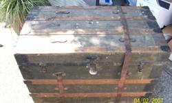 Steamer trunks are old and show signs of wear. &nbsp;Excellent project for restoration or for garage storage. &nbsp;Would make a great coffee table. &nbsp;First trunk is approximately 3' wide, 20.5" deep, and 23.5" high. &nbsp;Second trunk is
