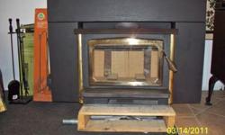 USED OSBURN WOOD BURNING STOVE INSERT FOR MASONRY OR PREFAB MANUFACTURED FIREPLACES $800.00
Heating Capacity: 500-1400 sq. ft.
Heat Output: 50,000 BTUs
Burn Time: 3-5 hours
Material: Steel w/ Ceramic glass
Dimensions: 24" W x 21.5" H x 22.5" D
Efficiency:
