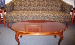 This Vintage Collectable Oval Coffee Table is Staggeringly made from solid Mahogany wood. Constructed over 71 yrs ago. my late mother purchased this piece in the late 1930's. The end of the "Art Deco" era. The Mahogany Coffee Table fulfills your needs in